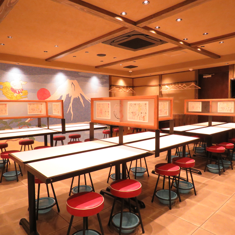 店舗内観4